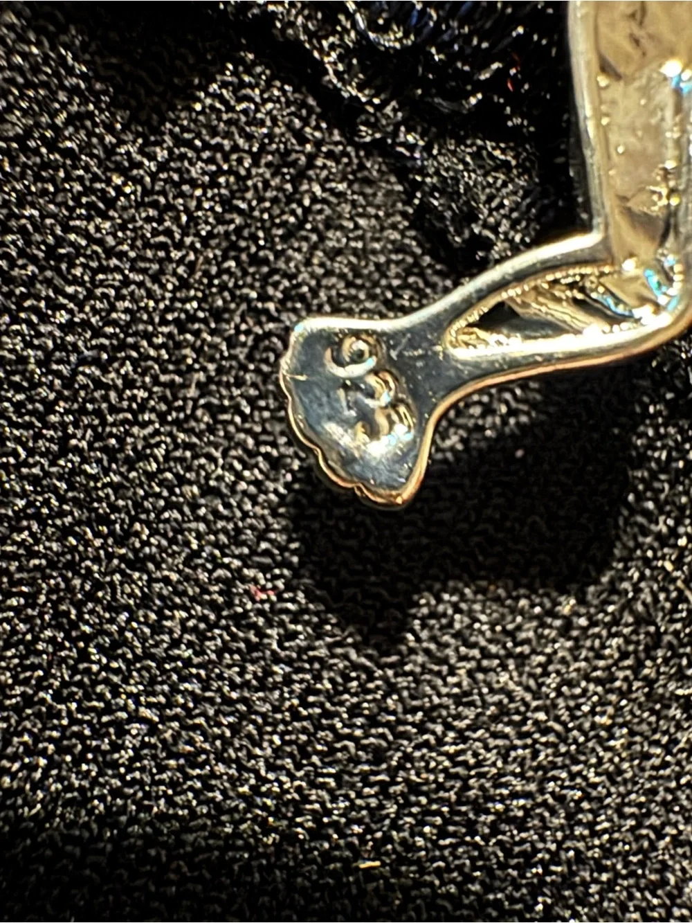 Source Unknown Fashion Silver toned Frog Pendant Necklace with Green Inlay